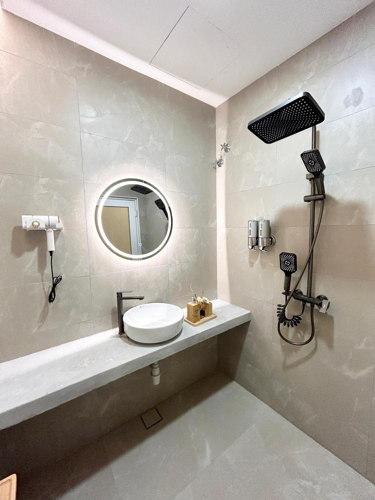 One18 Boutique Hotel